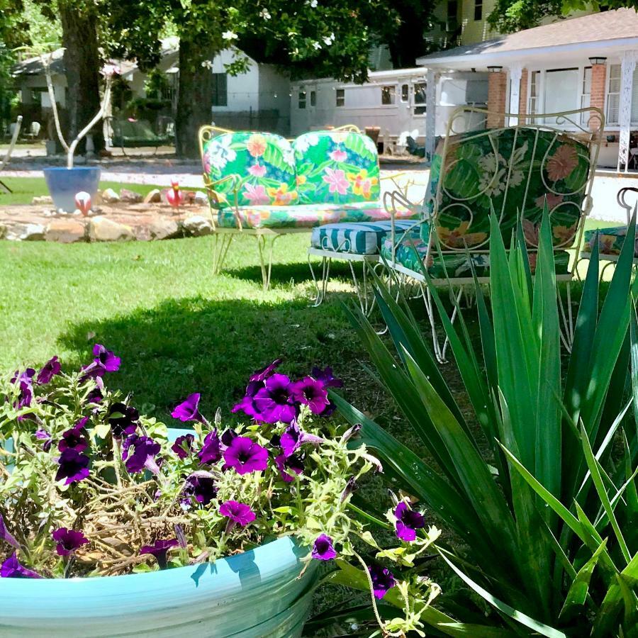 Dame Fortune'S Cottage Court Хот Спрингс Екстериор снимка